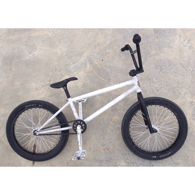 BMX n°1 with front end of BMX n°2