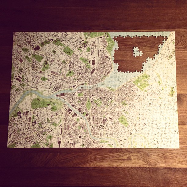 Stupid goal of the weekend: ✓1000pcs puzzle of GVA